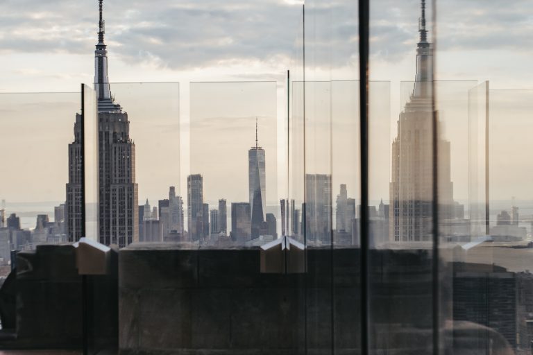 How much is office space in the empire state building?